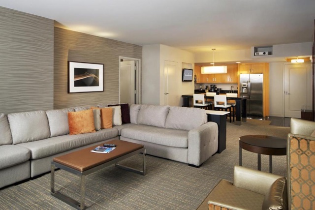 Las Vegas Hotel Rooms & Suites