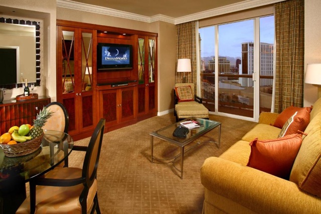3-Bedroom Suites at The Signature