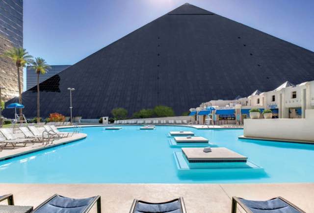 de Luxor-Pool